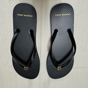 Tory Burch, NWOT l Flip Flop Slippers, Size 7, Black with Gold TB Logo